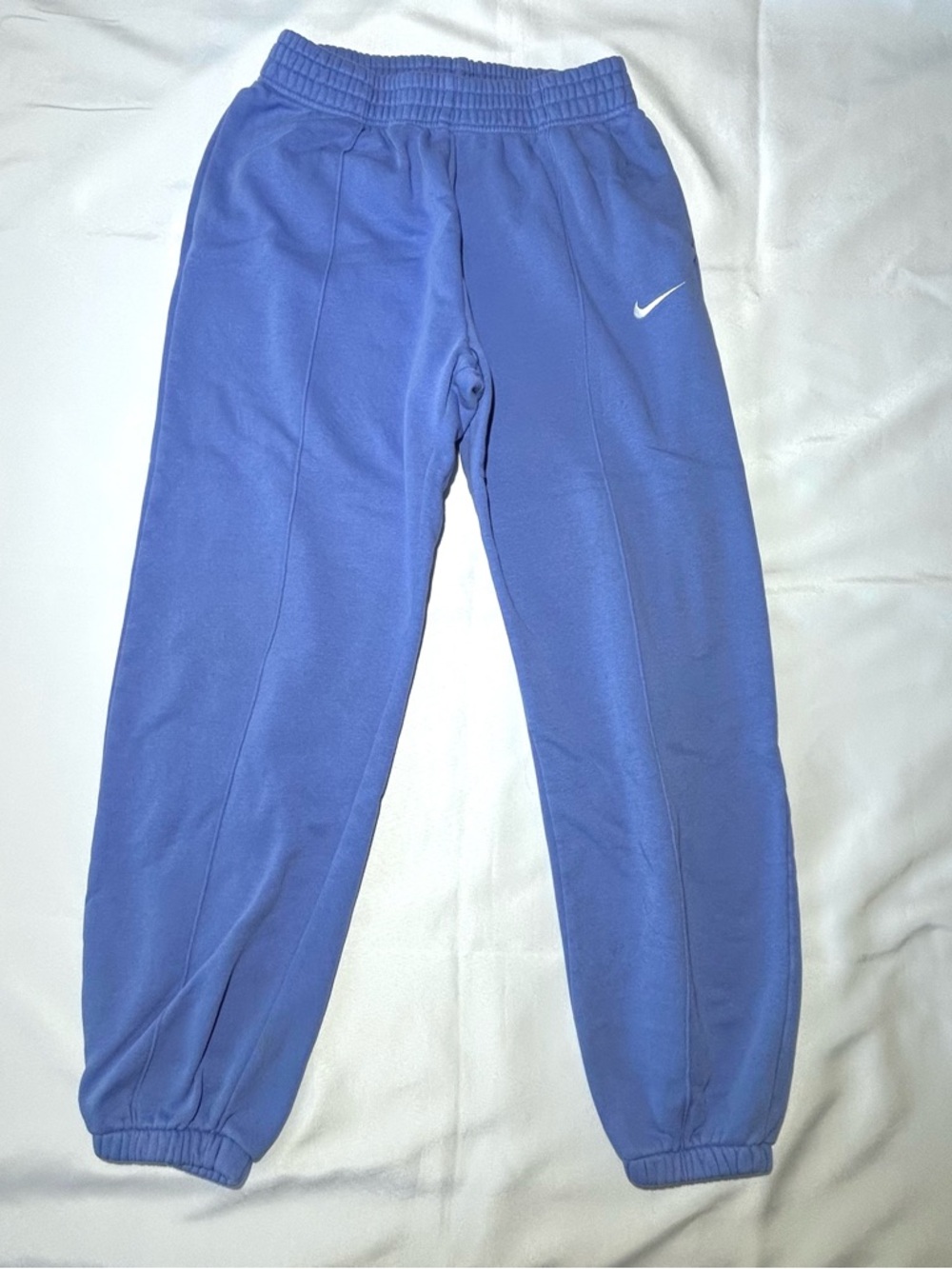 Nike Women’s Joggers w/ Stitched Crease, High Waist, Slim Fit and Swoosh Sz M